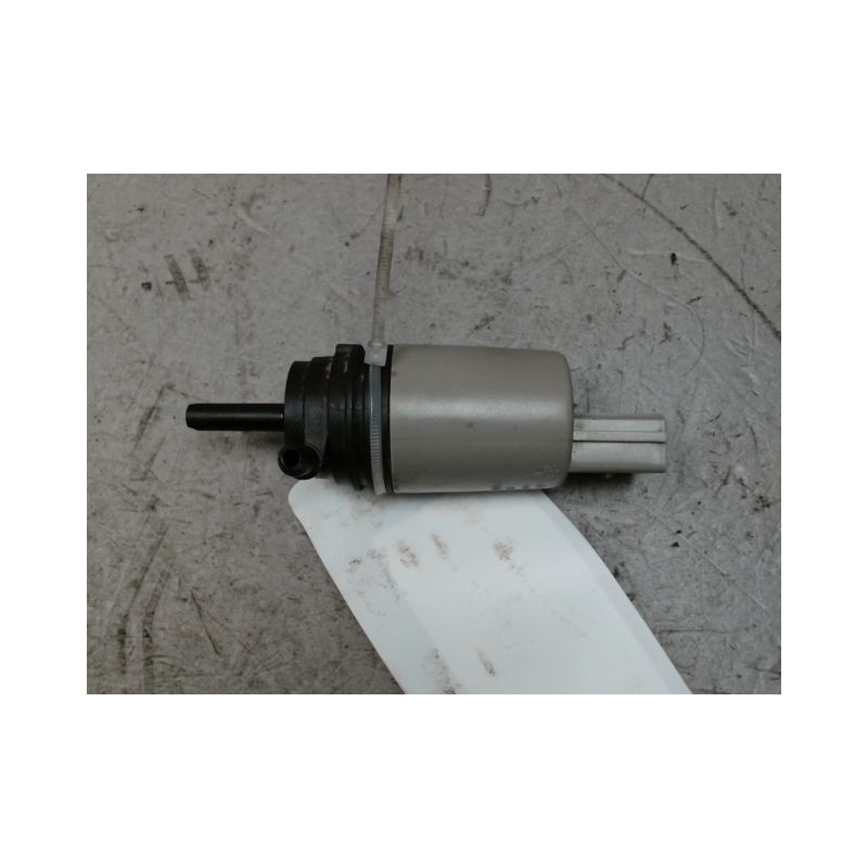 POMPE LAVE-GLACE AVANT B.M.W. SERIE 3