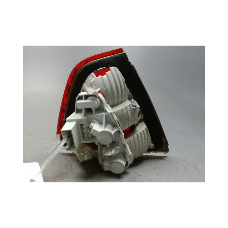 FEU ARRIERE INTERIEUR DROIT B.M.W. SERIE 3