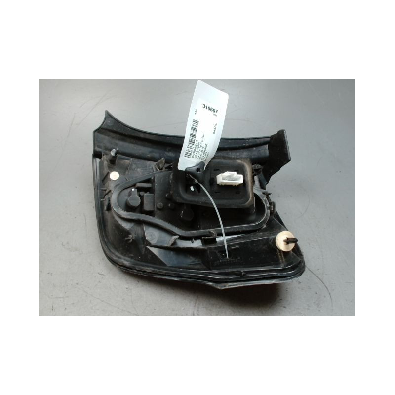 FEU ARRIERE GAUCHE  CITROEN C3 2009-