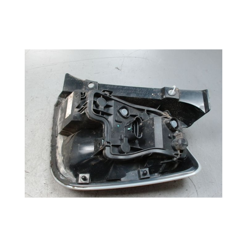 FEU ARRIERE GAUCHE  FIAT 500 2007-