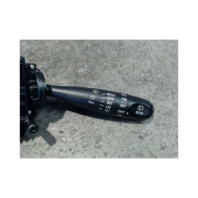 COMMANDE ESSUIE GLACE DAIHATSU CUORE 03-