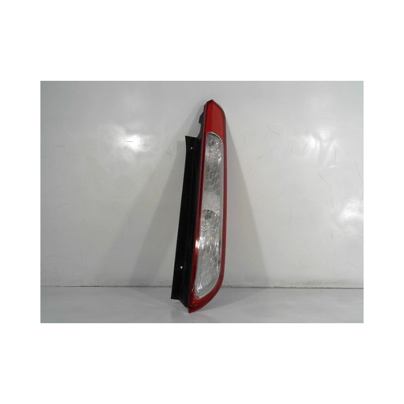 FEU ARRIERE DROIT FORD FOCUS 2008-