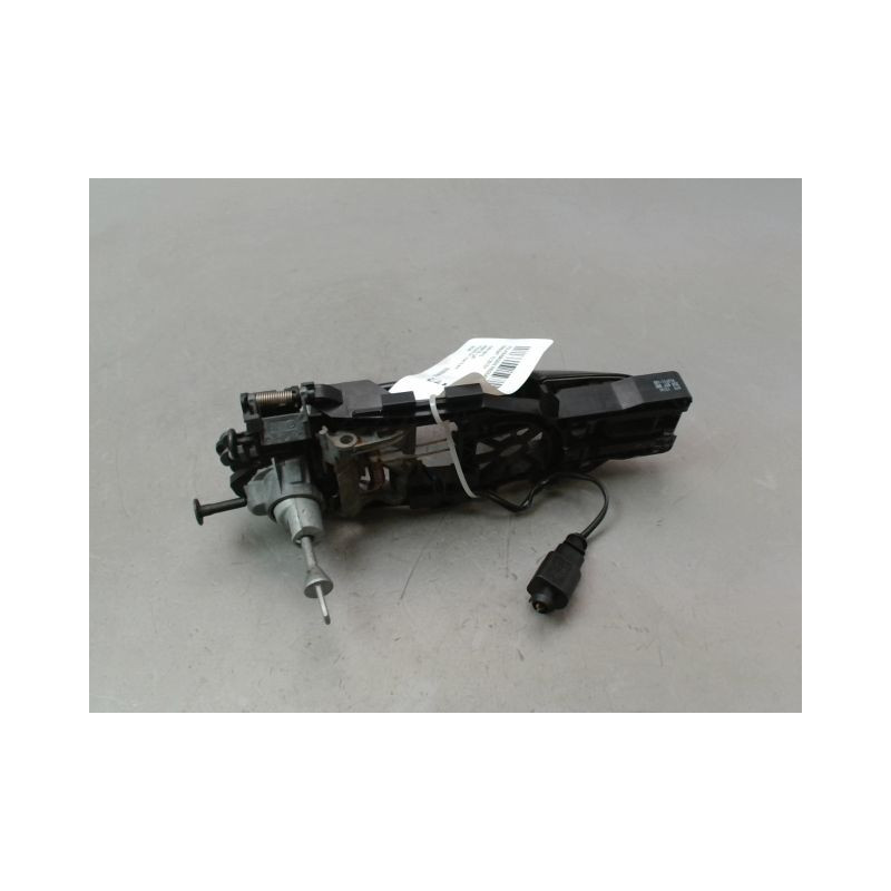 POIGNEE EXTERIEURE PORTE AVANT GAUCHE VOLKSWAGEN PASSAT 2010-