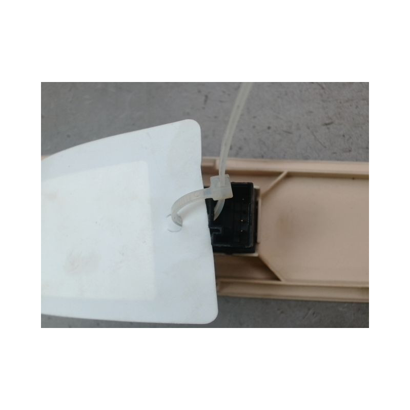 COMMANDE LEVE-GLACE PORTE AVD VOLKSWAGEN PASSAT 2010-