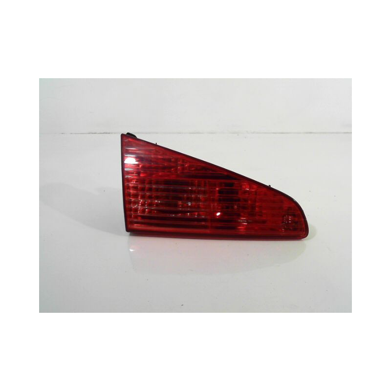 FEU ARRIERE INTERIEUR GAUCHE PEUGEOT 607 99-2004