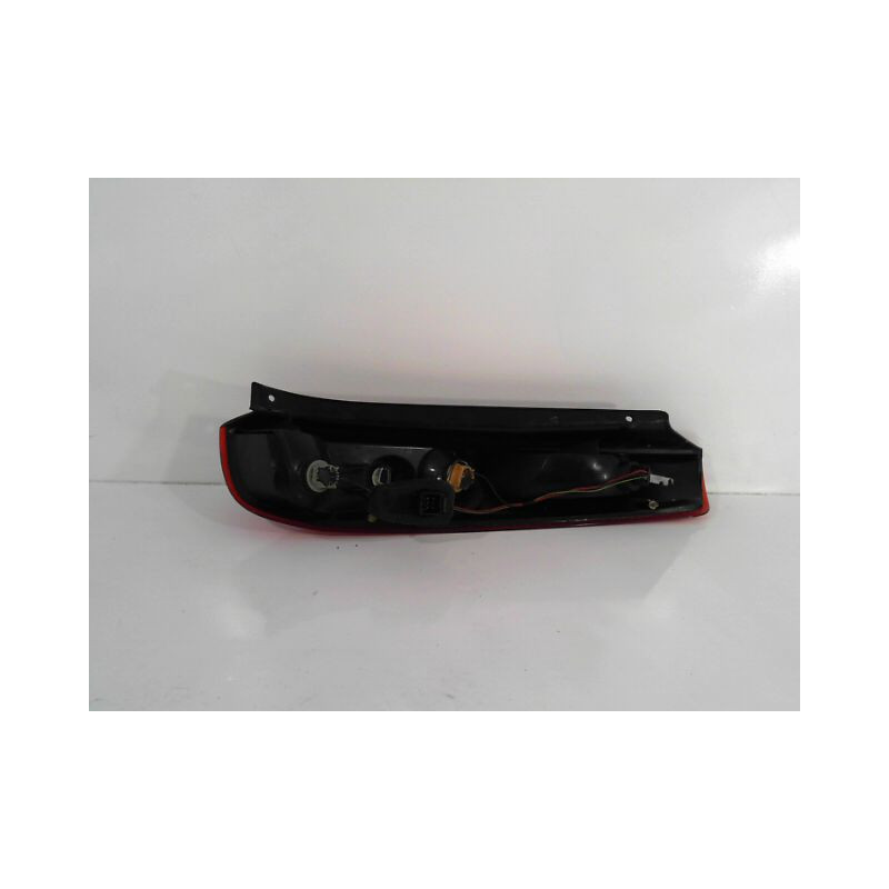 FEU ARRIERE GAUCHE  FORD FIESTA 2005-
