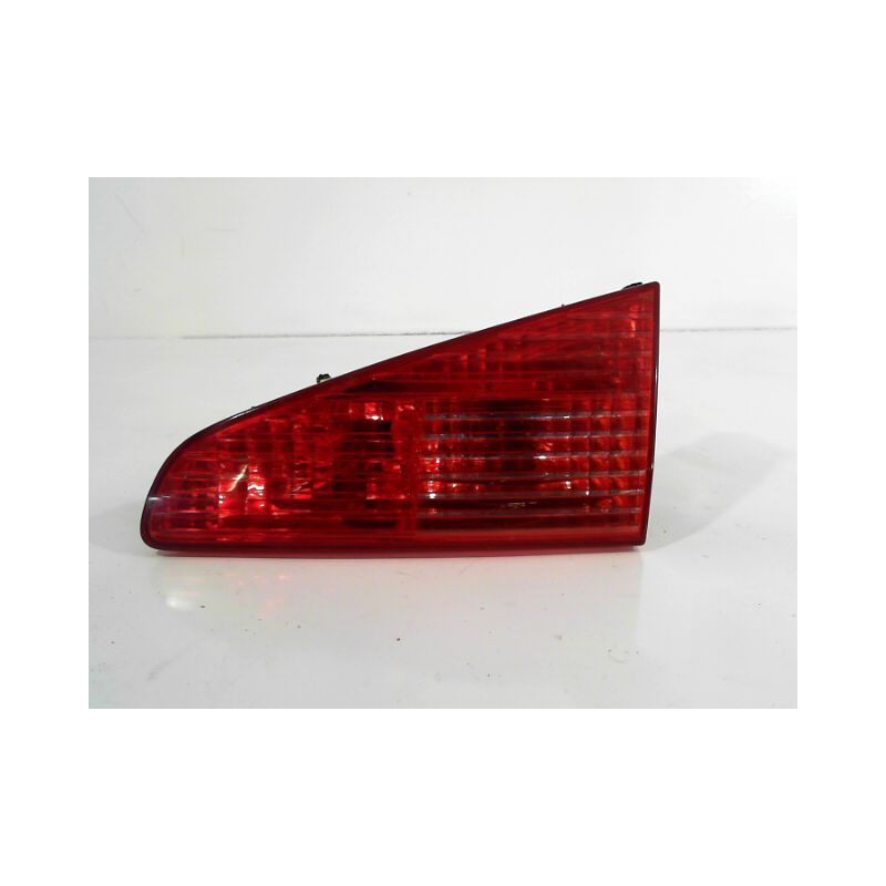 FEU ARRIERE INTERIEUR DROIT PEUGEOT 607 2004-