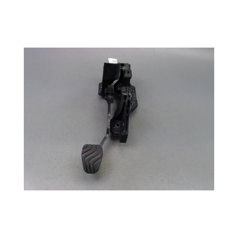 PEDALE DE FREIN RENAULT CLIO