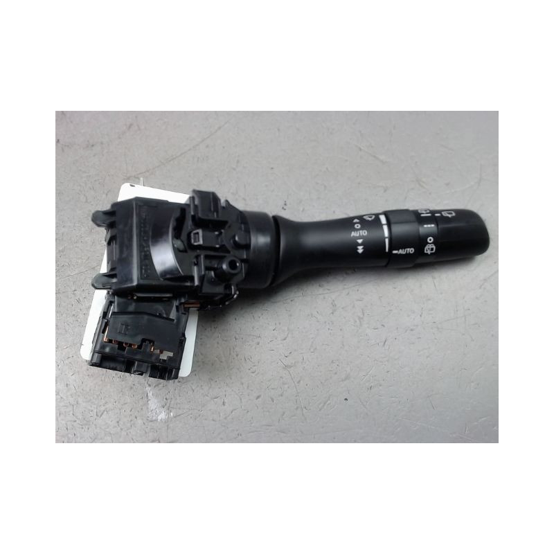 COMMANDE ESSUIE GLACE TOYOTA AVENSIS BREAK III Phase 2 2012-...