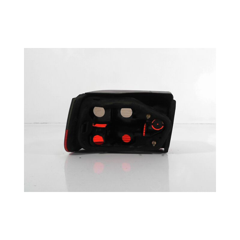 FEU ARRIERE DROIT SEAT IBIZA 96-99