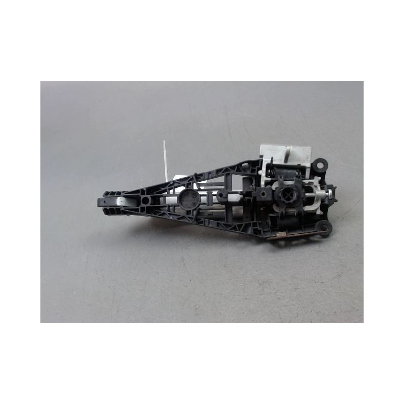 POIGNEE EXTERIEURE PORTE AVANT DROIT OPEL CORSA V (E) 2014-...