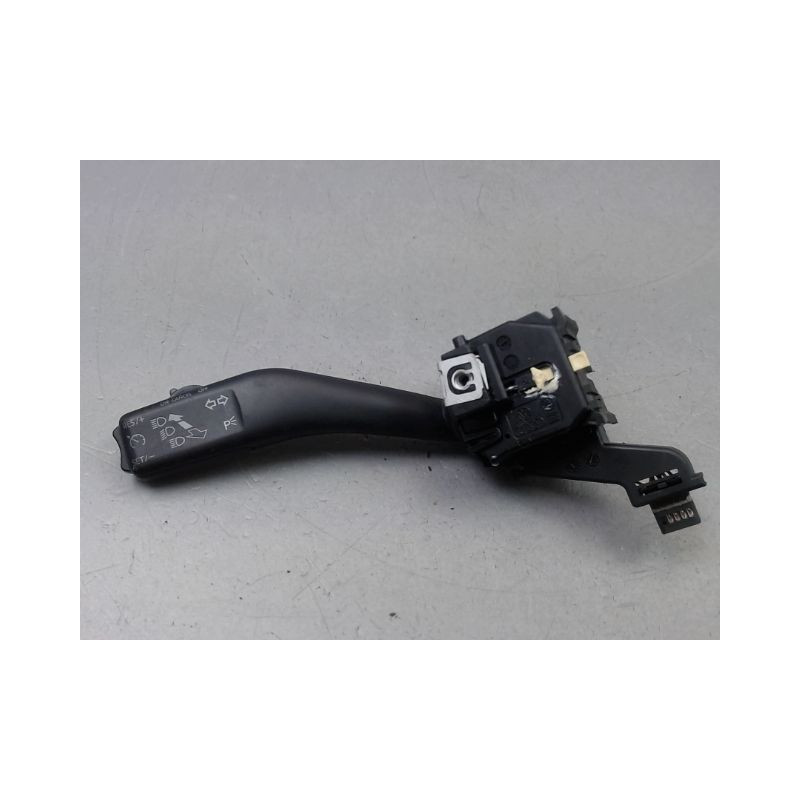 COMMANDE ECLAIRAGE VOLKSWAGEN GOLF VI (1K) 2008-2013