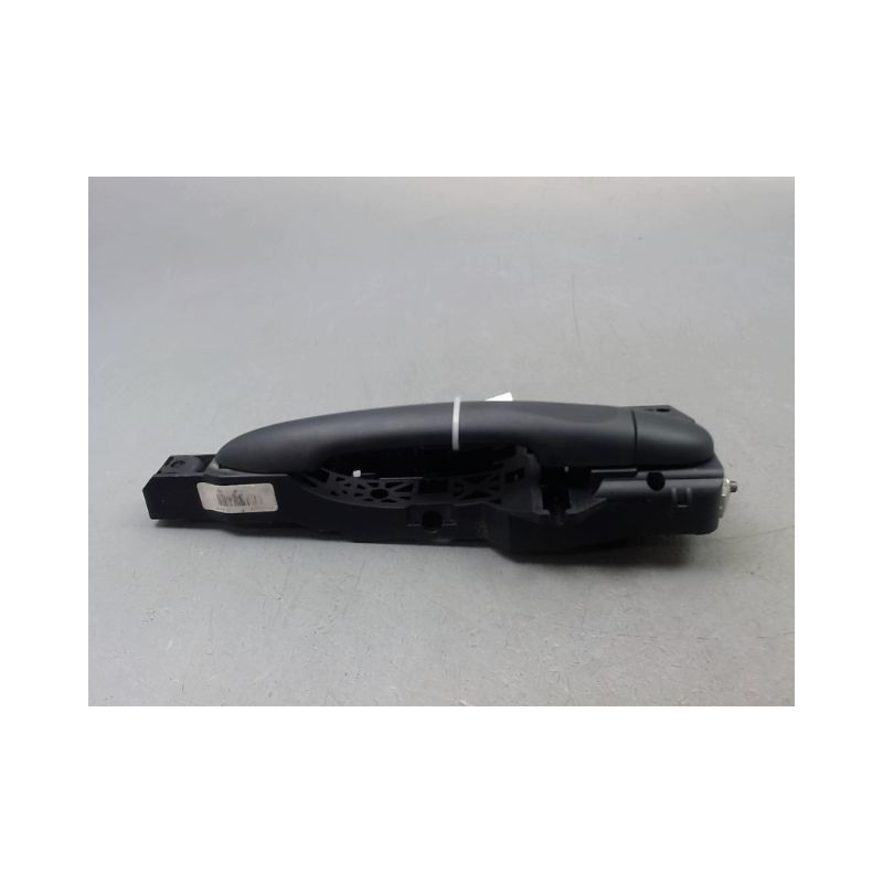 POIGNEE EXTERIEURE PORTE AVANT DROIT RENAULT CLIO IV Phase 1 2012-...