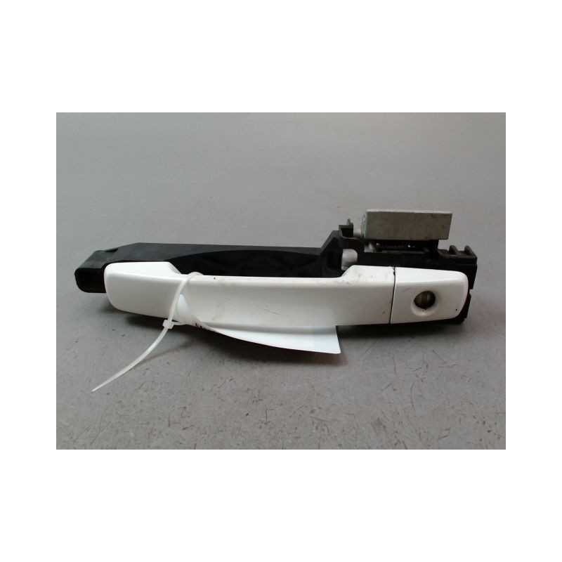 POIGNEE EXTERIEURE PORTE AVANT GAUCHE NISSAN QASHQAI +2 I Phase 2 LONG 2010-2014
