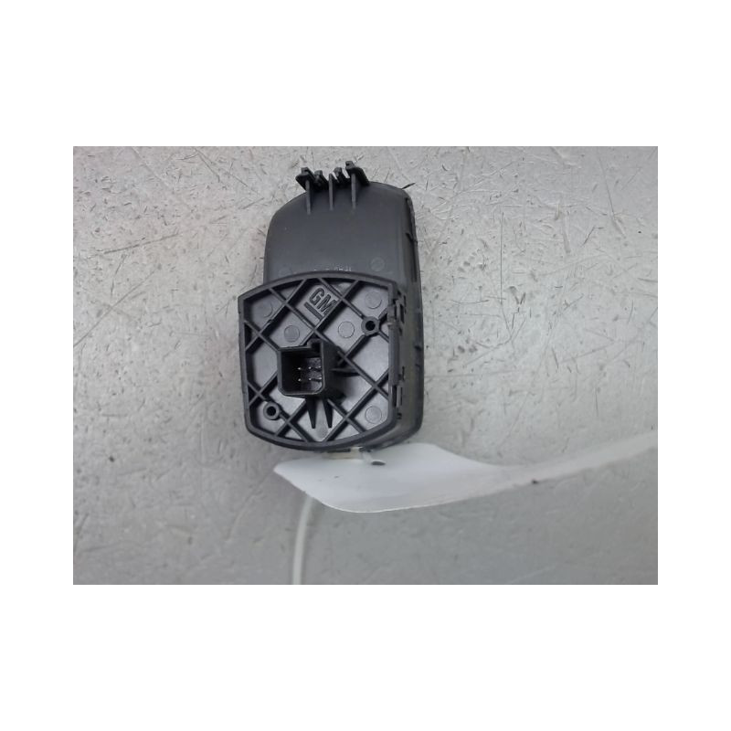 COMMANDE LEVE-GLACE PORTE AVD OPEL CORSA IV Phase 1 (D) 2006-2010