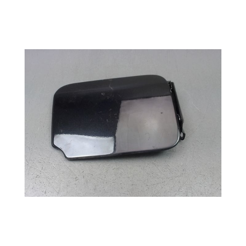 VOLET DE TRAPPE CARBURANT DACIA LOGAN