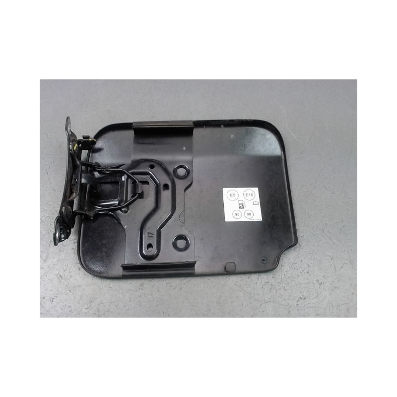 VOLET DE TRAPPE CARBURANT DACIA LOGAN