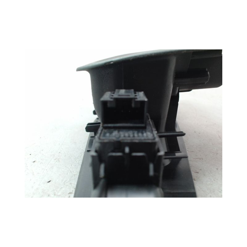 COMMANDE LEVE-GLACE PORTE ARD SEAT LEON 2009-