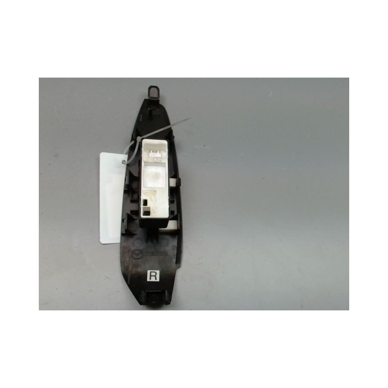 COMMANDE LEVE-GLACE PORTE AVD MAZDA CX-5