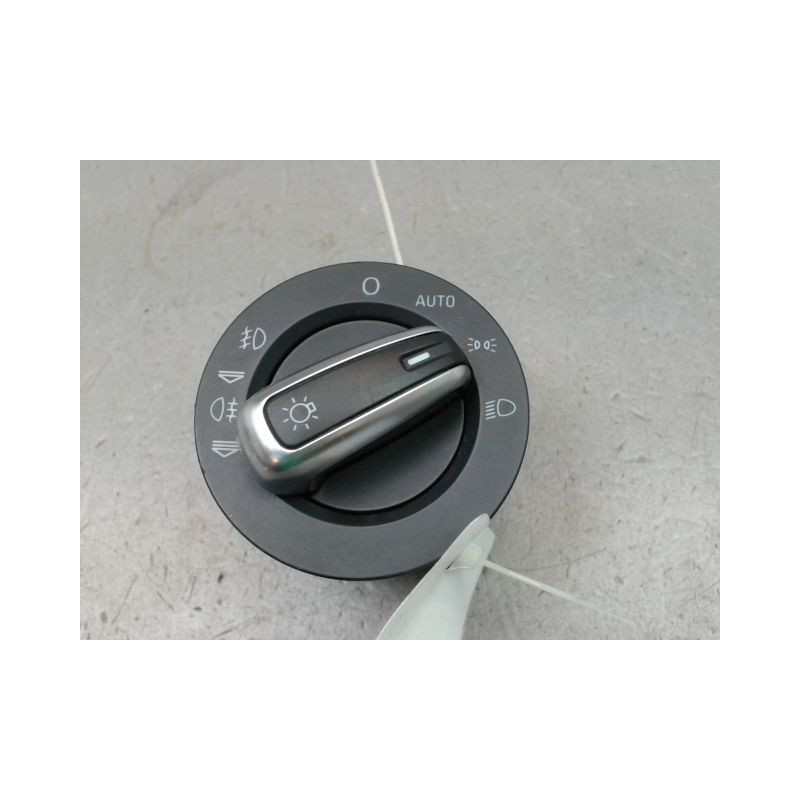 INTERIEUR COMMANDE PHARES AUDI A6 AVANT 2005-