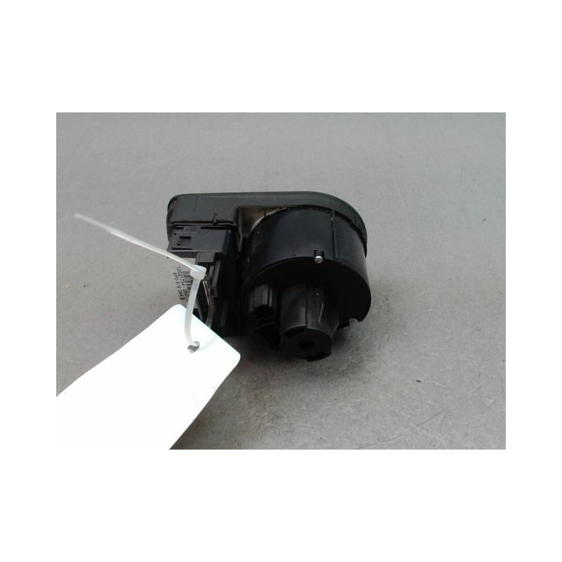 INTERIEUR COMMANDE PHARES AUDI A1