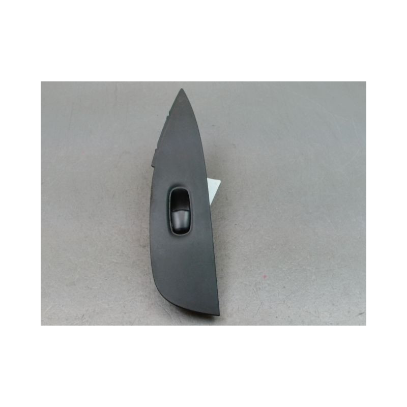 COMMANDE LEVE-GLACE PORTE AVD NISSAN X - TRAIL 2004-