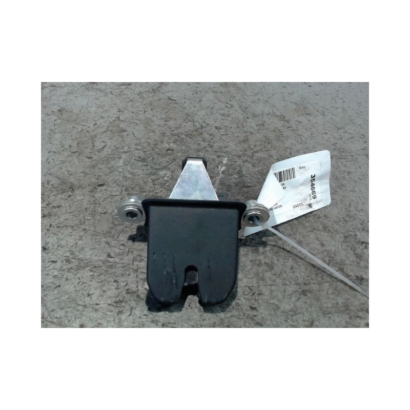 SERRURE HAYON  SKODA OCTAVIA 2008-