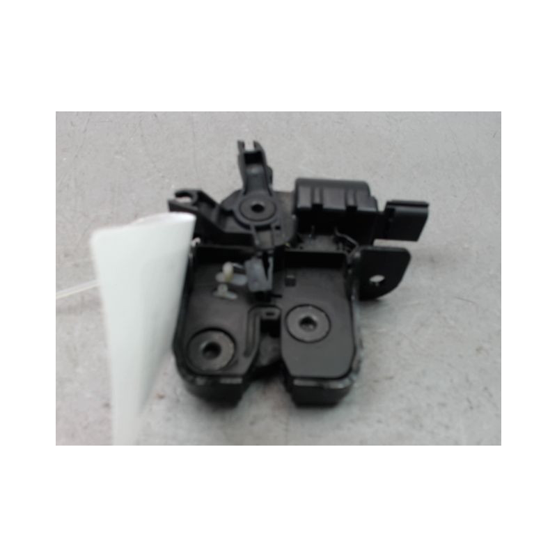 SERRURE HAYON  DACIA DUSTER BREAK Phase 1 2010-2013