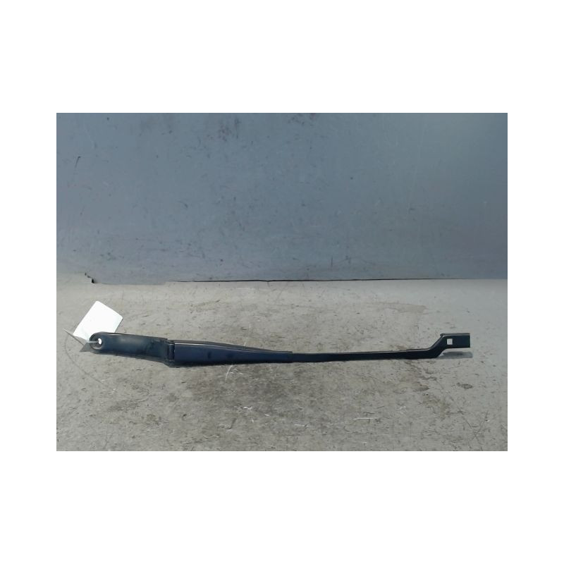 BRAS ESSUIE-GLACE AVANT DROIT OPEL MERIVA 2006-