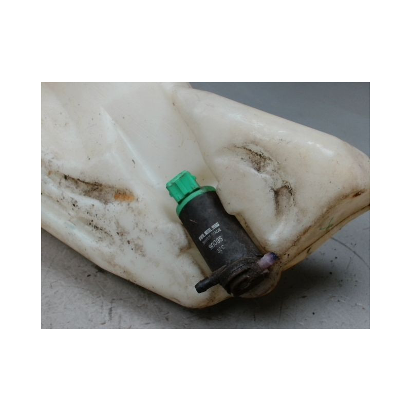 RESERVOIR LAVE-GLACE AVANT PEUGEOT 206 SW 02-06