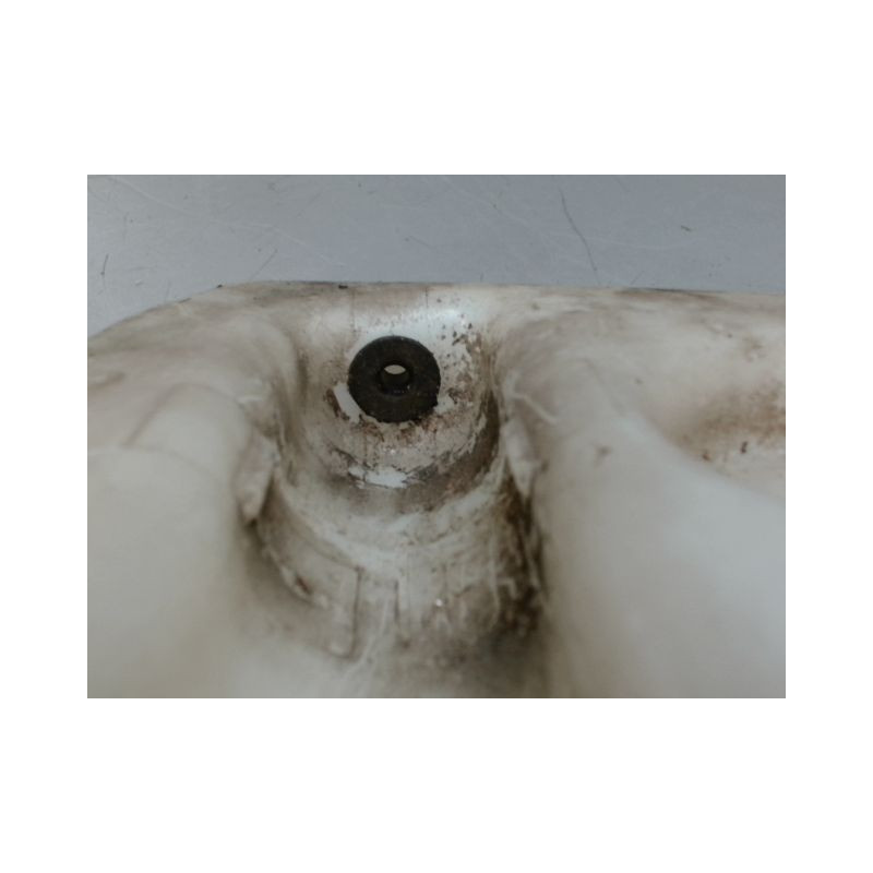 RESERVOIR LAVE-GLACE AVANT VOLKSWAGEN GOLF V 2003-2009