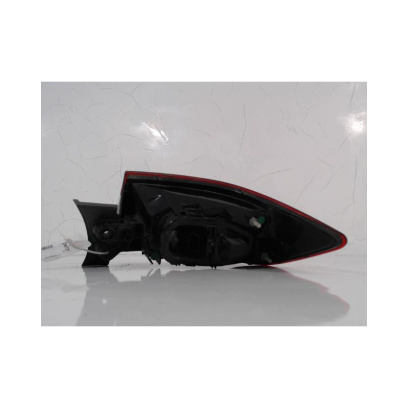FEU ARRIERE GAUCHE  RENAULT CLIO IV 2012-