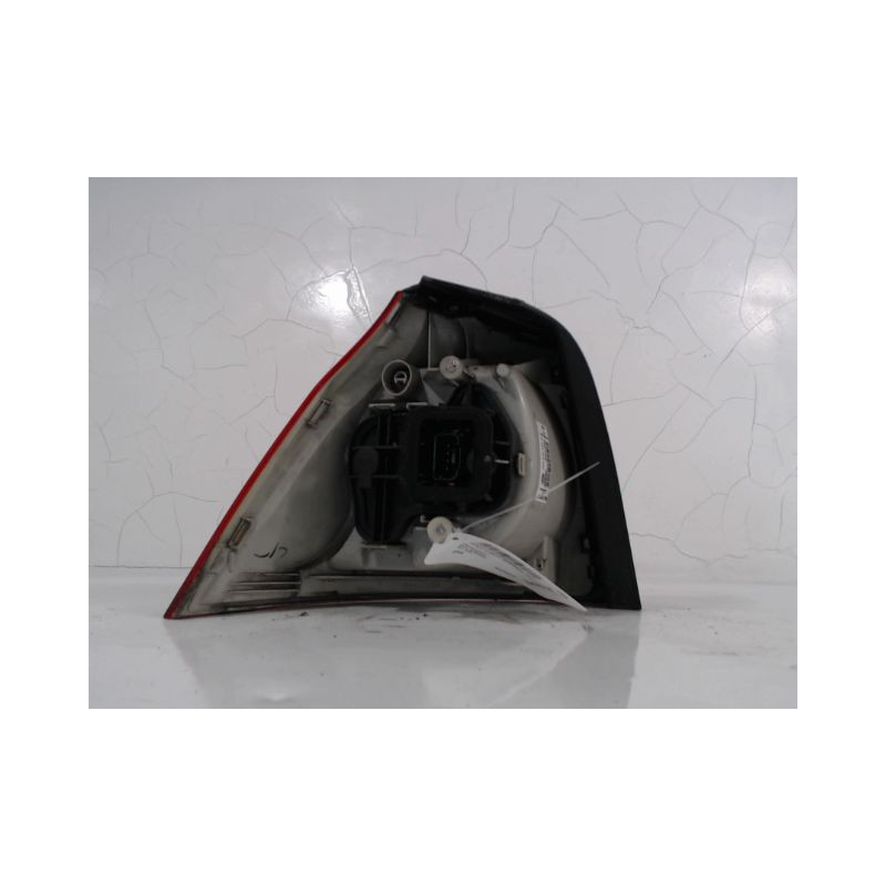 FEU ARRIERE DROIT VOLKSWAGEN GOLF V 2003-2009