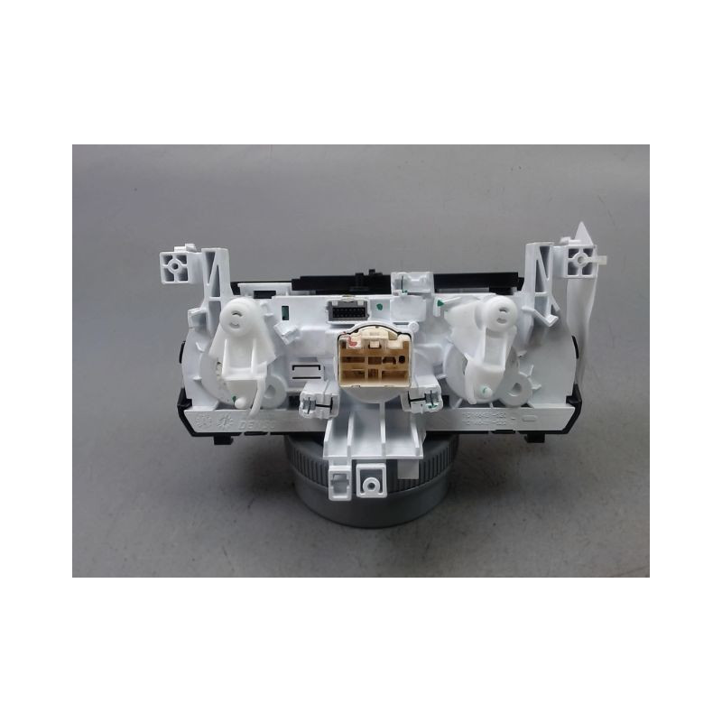COMMANDE DE CHAUFFAGE DACIA SANDERO 2008-