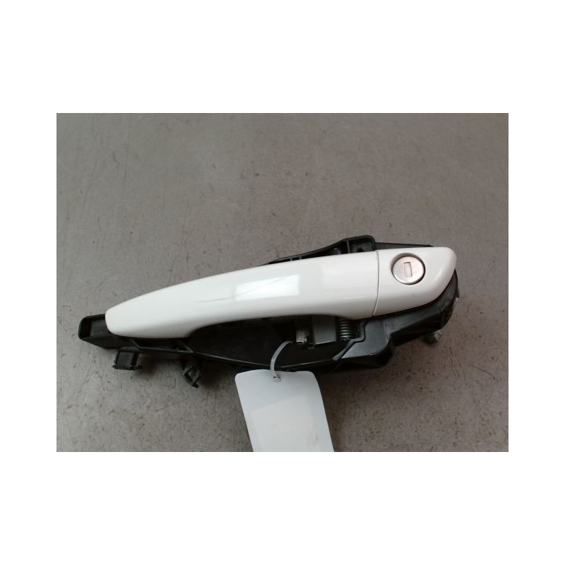 POIGNEE EXTERIEURE PORTE AVANT GAUCHE PEUGEOT 208