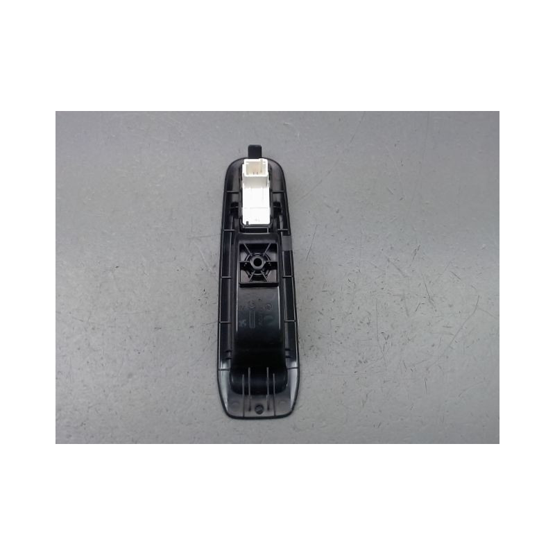 COMMANDE LEVE-GLACE PORTE ARG PEUGEOT 308 2011-