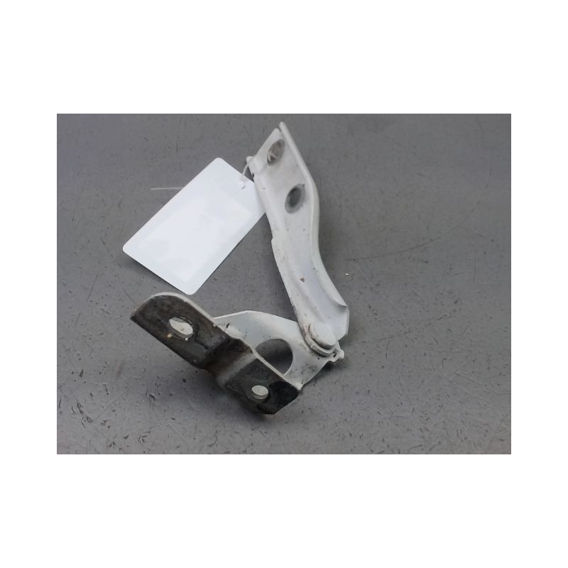 COMPAS DROIT CAPOT AUDI A3 2003-