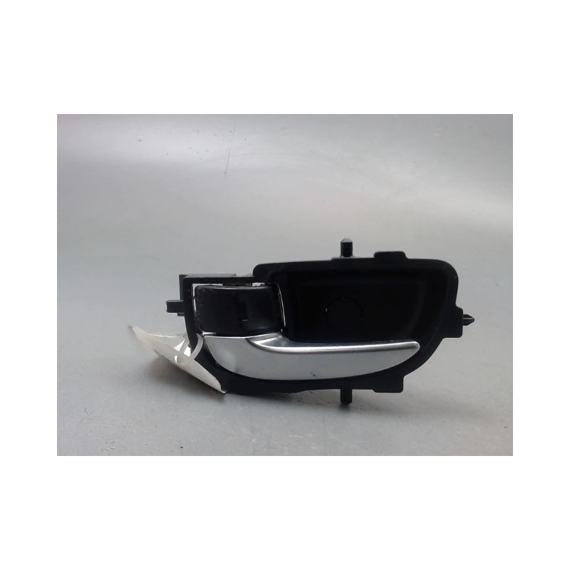 POIGNEE INTERIEURE PORTE AVANT GAUCHE TOYOTA YARIS 2005-