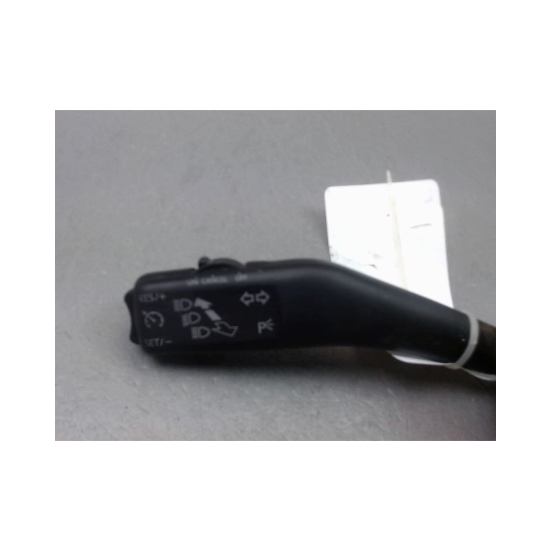 COMMANDE ECLAIRAGE VOLKSWAGEN GOLF VI (1K) 2008-2013