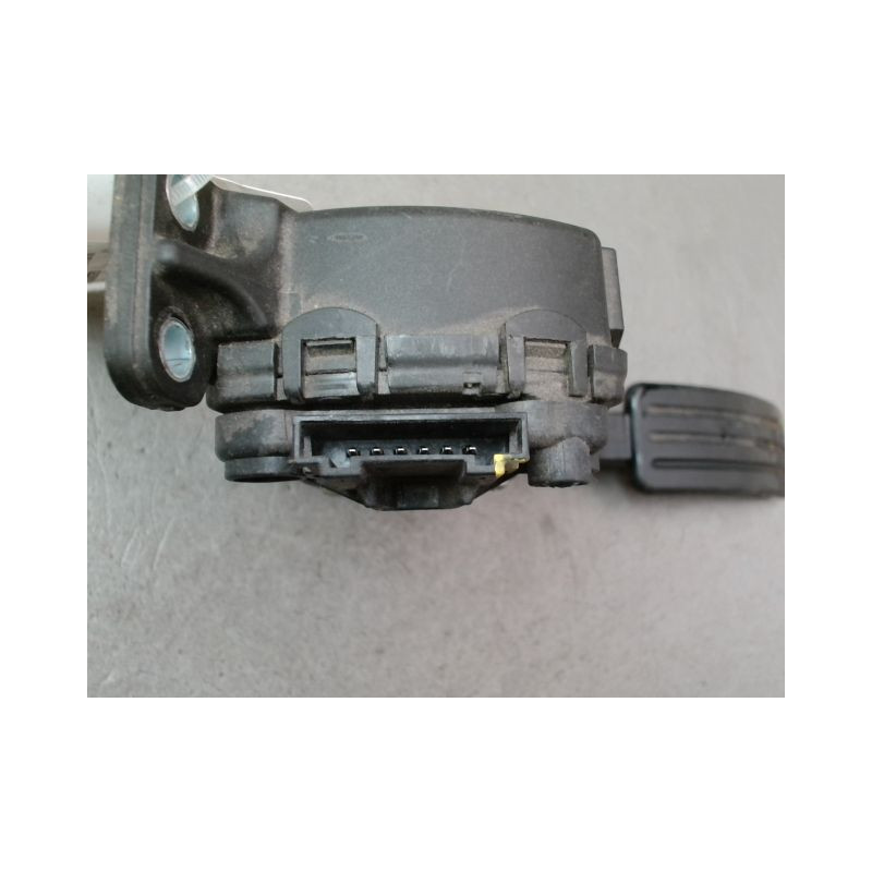 PEDALE ACCELERATEUR DACIA SANDERO I 2008-2012