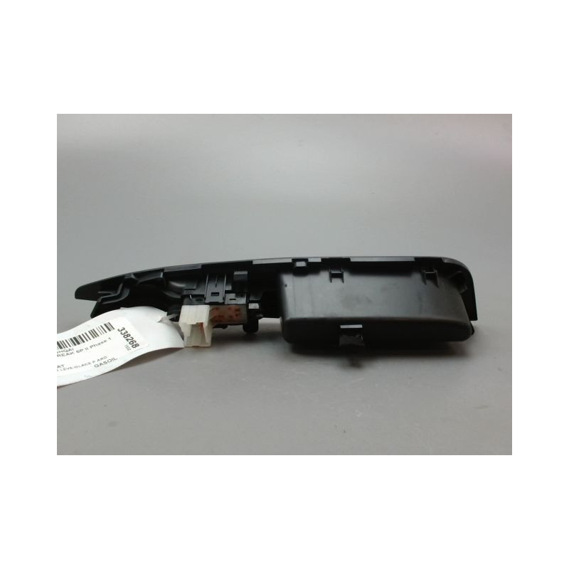 COMMANDE LEVE-GLACE PORTE ARD NISSAN QASHQAI BREAK II Phase 1 2014-...