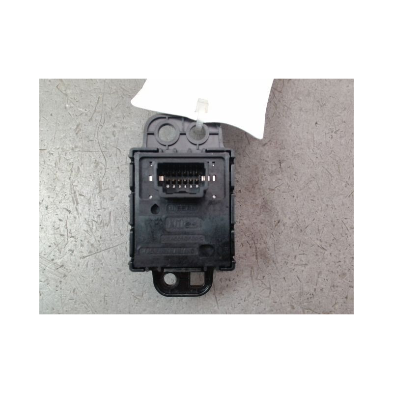 INTERIEUR COMMANDE FREIN A MAIN NISSAN QASHQAI BREAK II Phase 1 2014-...