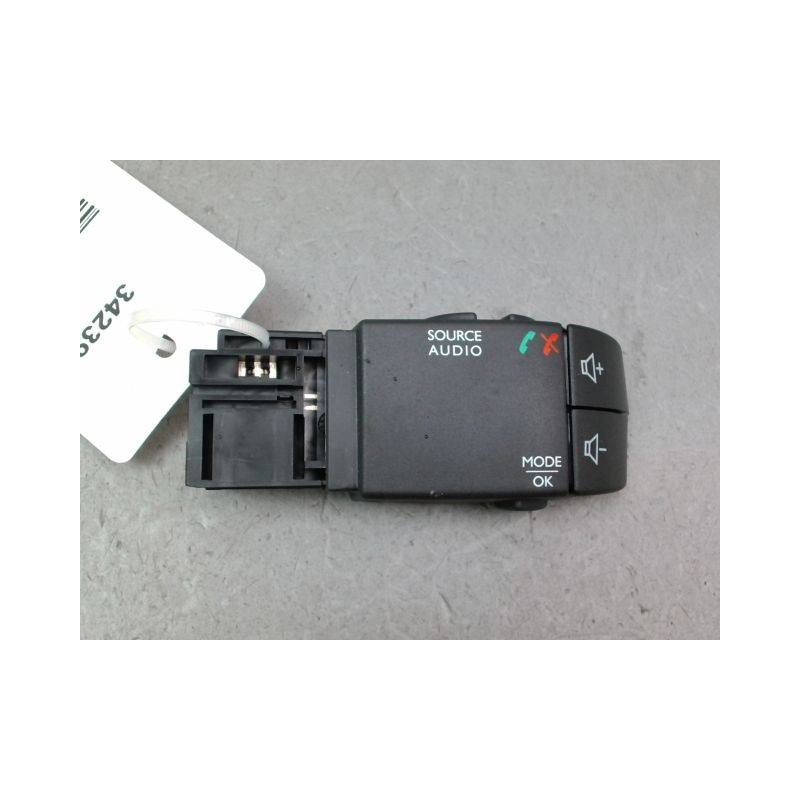 COMMANDE AUTORADIO RENAULT TWINGO III 2014-...