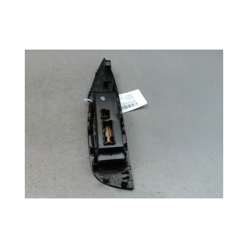 COMMANDE LEVE-GLACE PORTE AVG NISSAN QASHQAI BREAK II Phase 1 2014-...