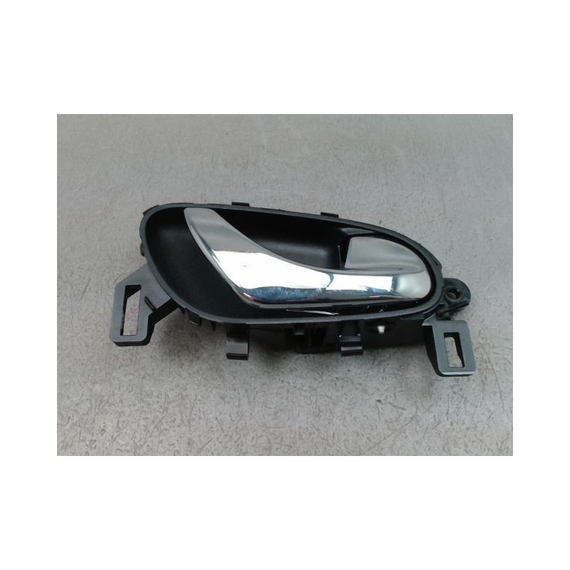 POIGNEE INTERIEURE PORTE ARRIERE DROIT NISSAN QASHQAI BREAK II Phase 1 2014-...