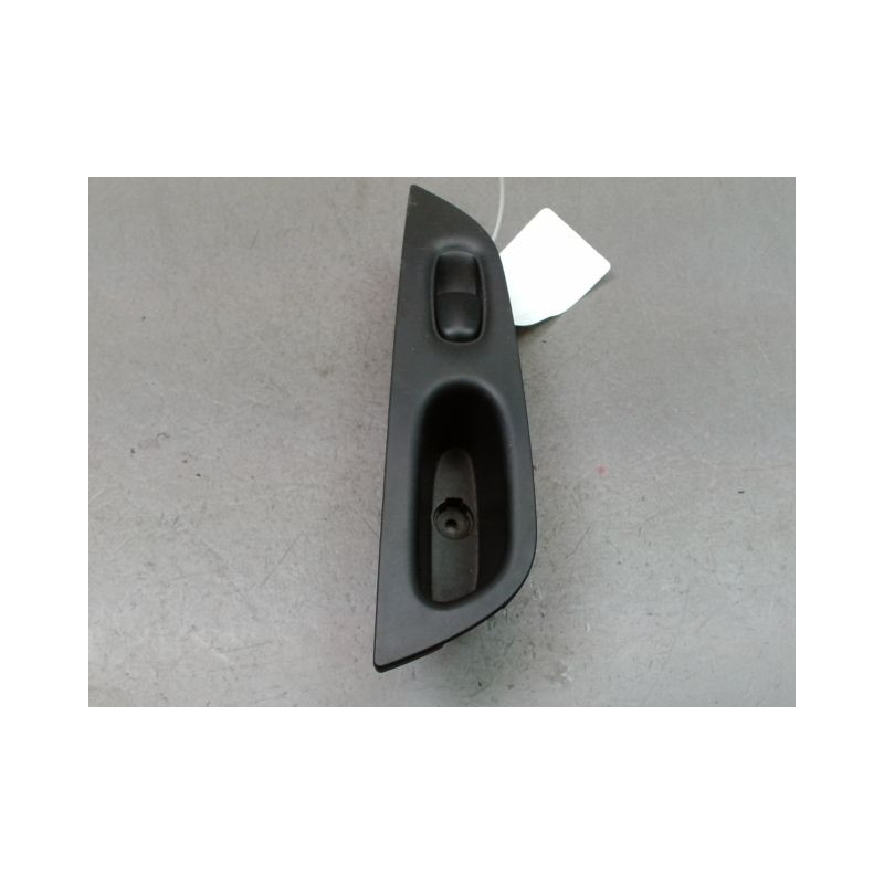 COMMANDE LEVE-GLACE PORTE ARG NISSAN X - TRAIL 2004-