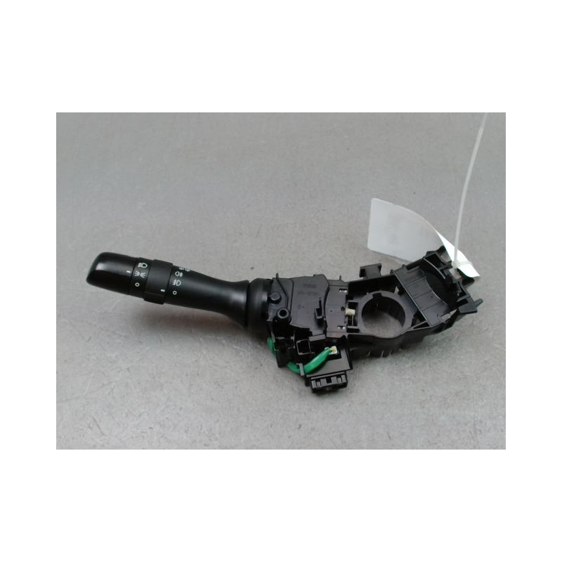 COMMANDE ECLAIRAGE TOYOTA PRIUS 2004-