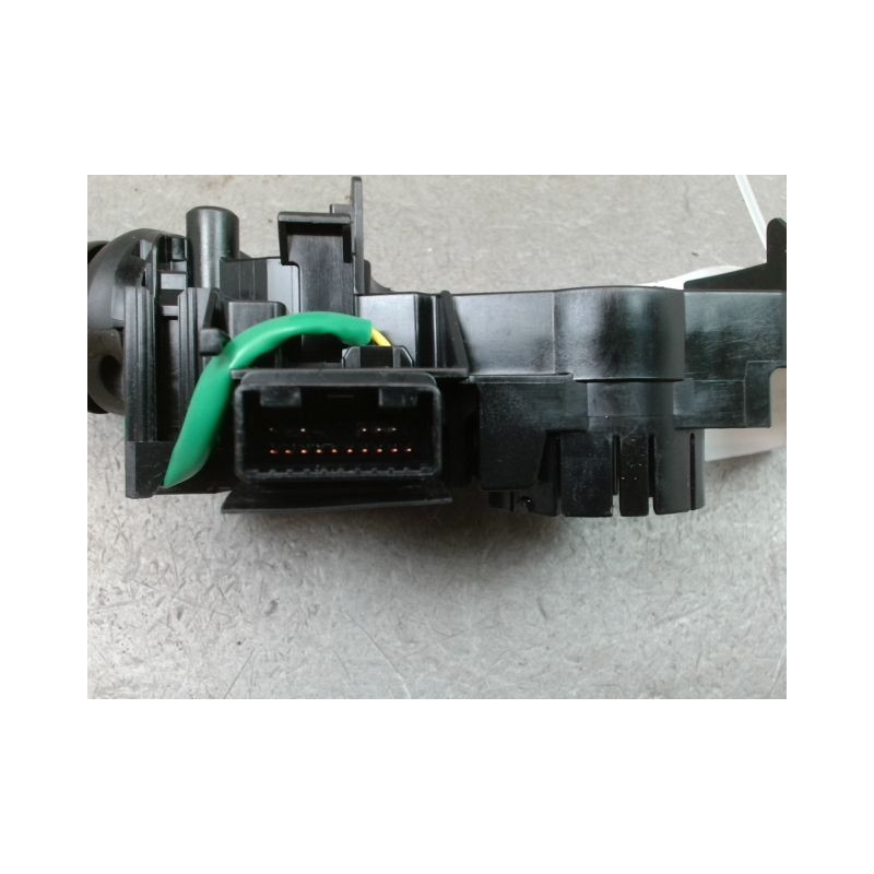 COMMANDE ECLAIRAGE TOYOTA PRIUS 2004-