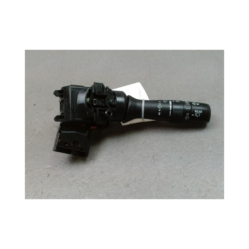 COMMANDE ESSUIE GLACE TOYOTA PRIUS 2004-