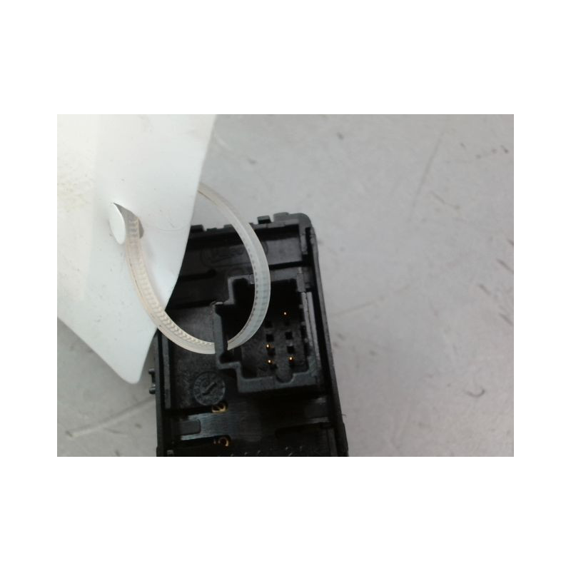 COMMANDE LEVE-GLACE PORTE AVD RENAULT TALISMAN